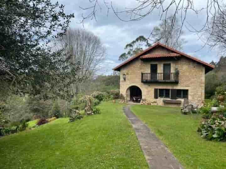 Casa para venda em Alfoz de Lloredo