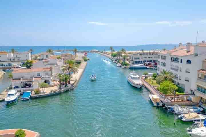 Casa in vendita a Alto Ampurdán