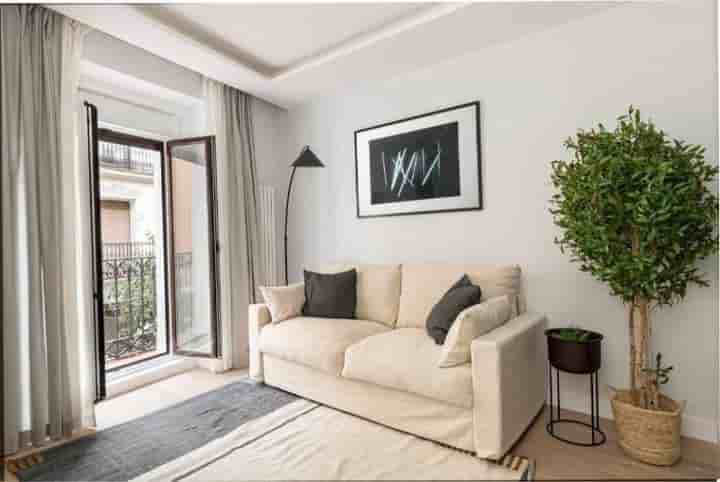 Apartment for sale in Madrid