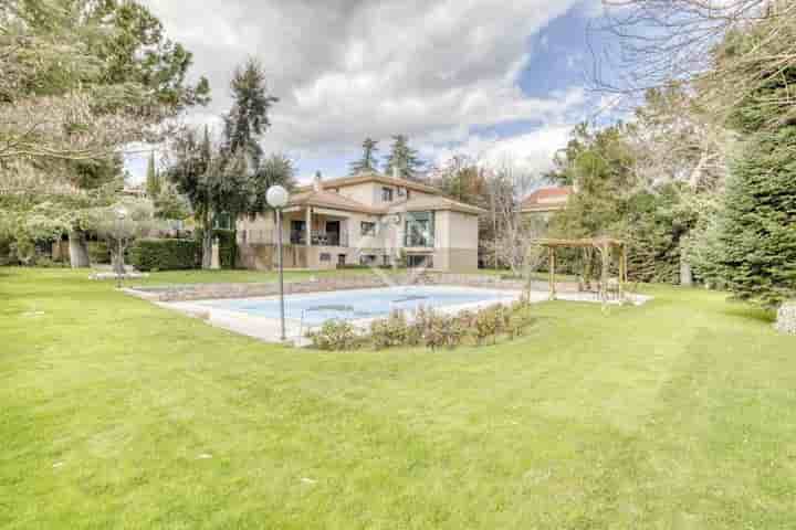 Casa para arrendar em Pozuelo de Alarcón