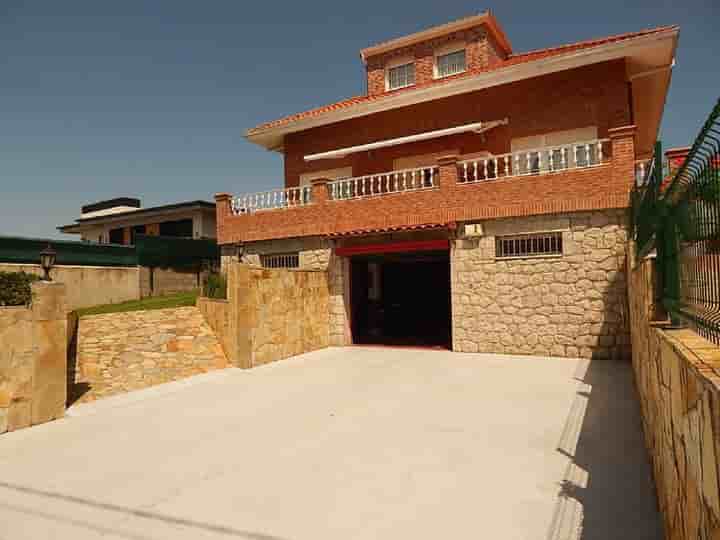 House for sale in Santander