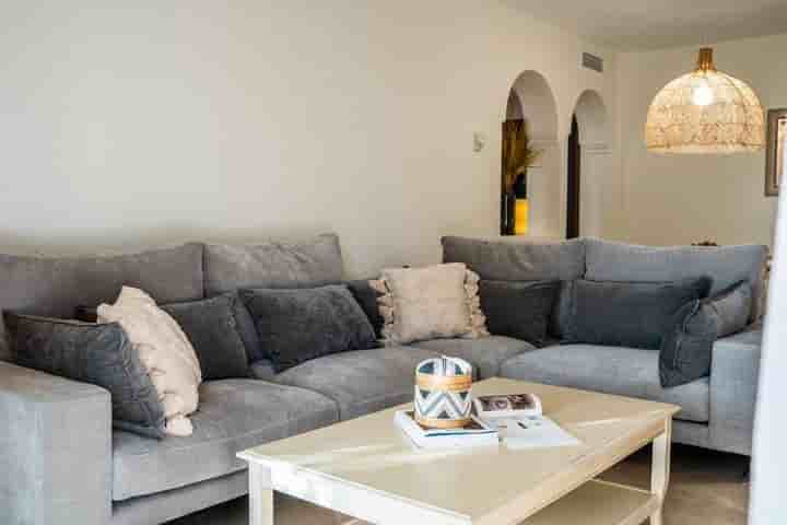 Apartamento en venta en Estepona