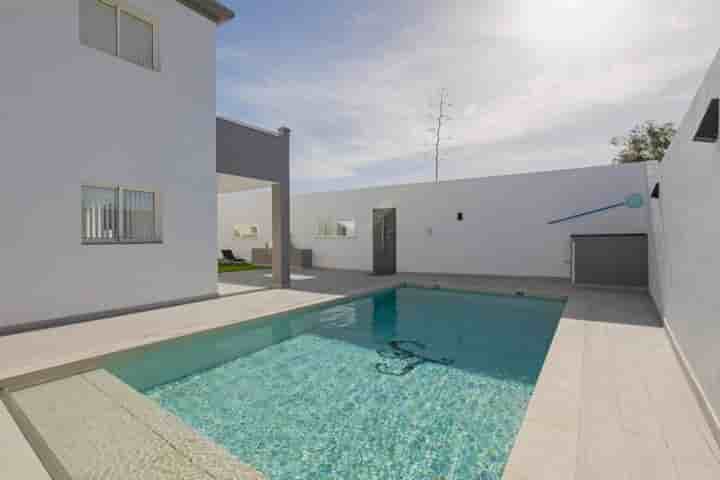 House for sale in Chayofa
