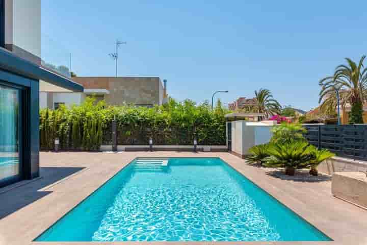 Casa en venta en La Manga del Mar Menor