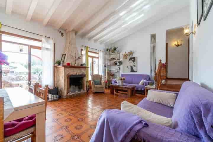 House for sale in Punta Prima