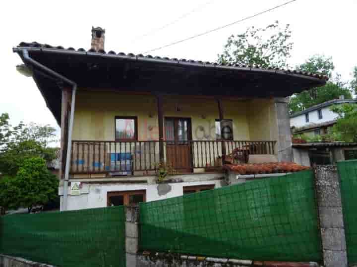 Haus zum Verkauf in Oviedo