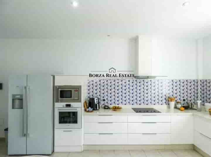 House for sale in Arona
