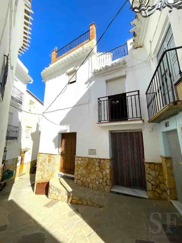 Casa en venta en Cómpeta