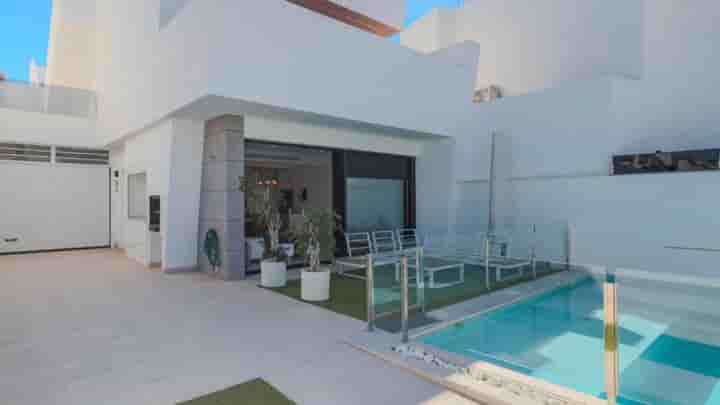 House for sale in Santiago de la Ribera