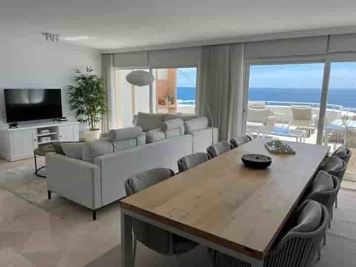 Apartamento en venta en Estepona