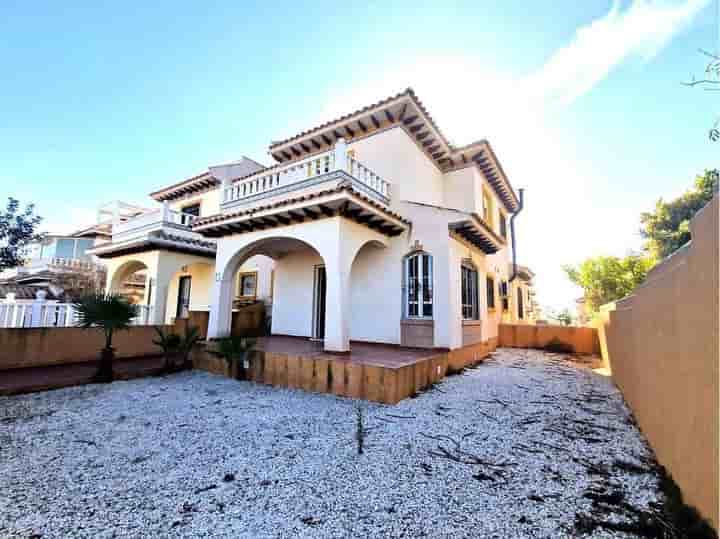 Casa en venta en Lomas de Cabo Roig-Los Dolses