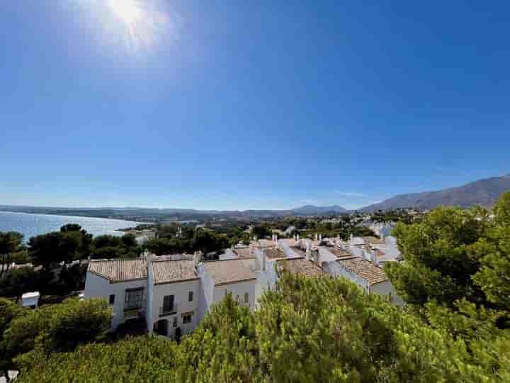 Apartamento en venta en Estepona