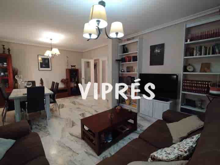 Apartment for sale in Cáceres‎