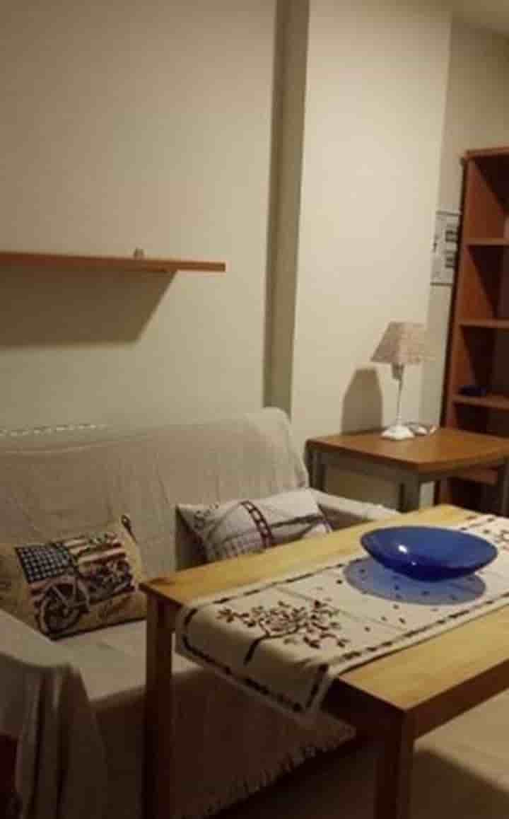 Apartamento para arrendar em Centro-Sagrario