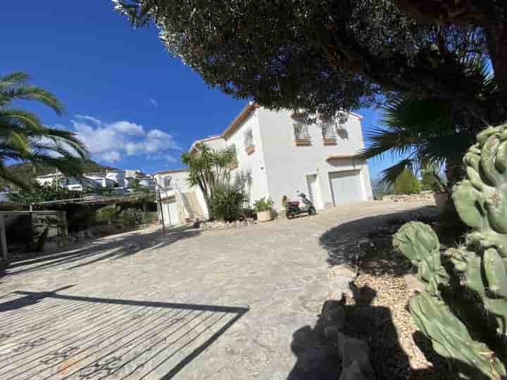 House for sale in Pego