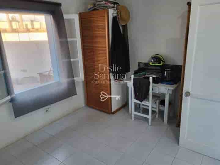 House for sale in La Oliva