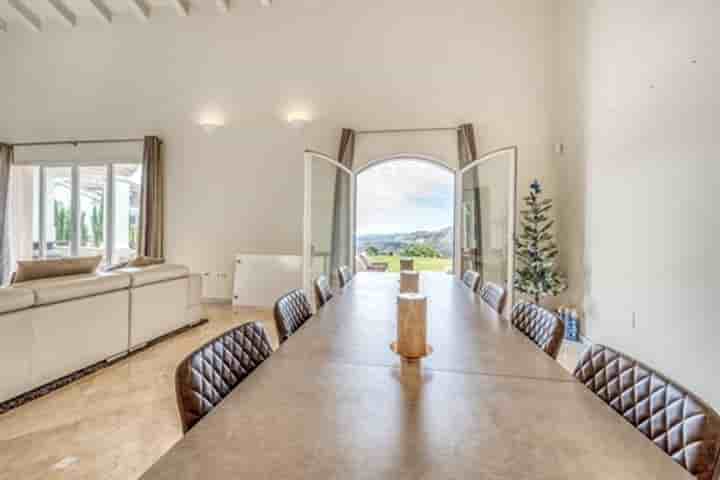 House for sale in Istán
