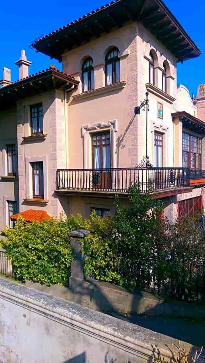 Casa in vendita a Santander