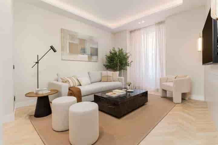 Apartment for sale in Madrid