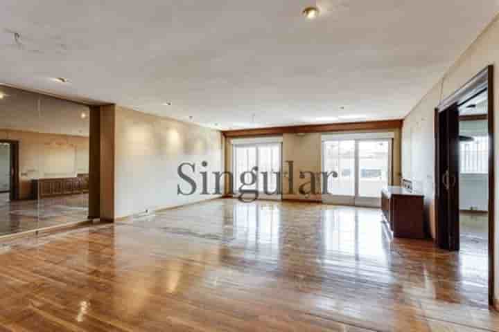 Apartment for sale in Barcelona