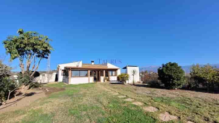 Casa en venta en Almayate