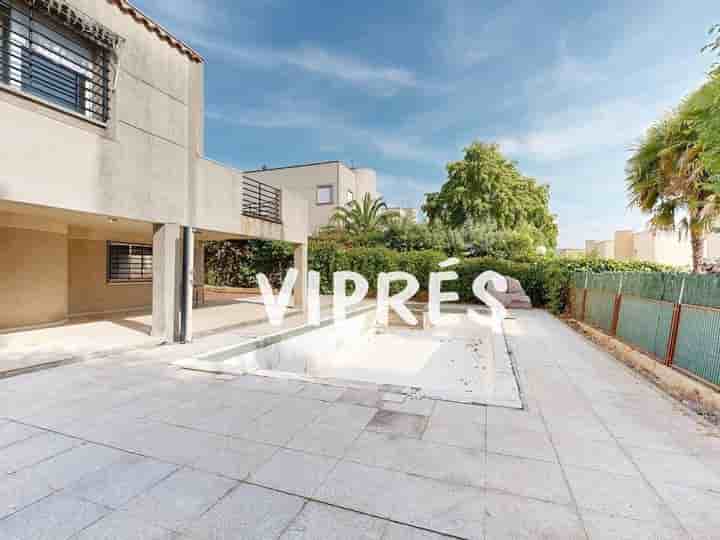 House for sale in Cáceres‎