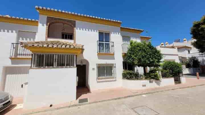 Casa para venda em Caleta de Vélez