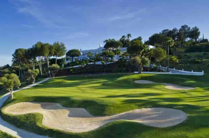 Apartment for sale in Estepona