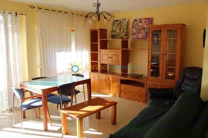 Apartamento en alquiler en Oliva