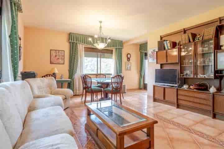 House for sale in El Tiemblo