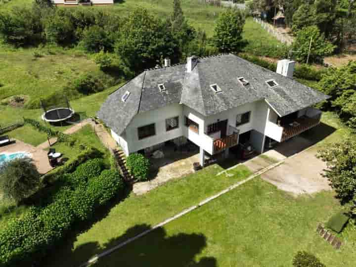 Maison à vendre à Oleiros