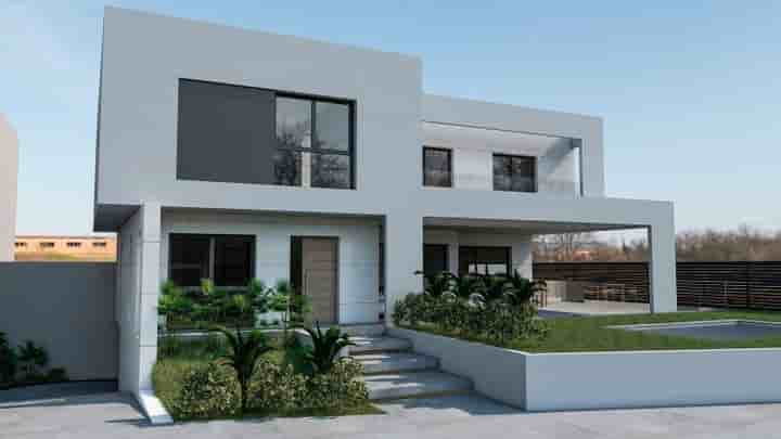 House for sale in Valdefuentes
