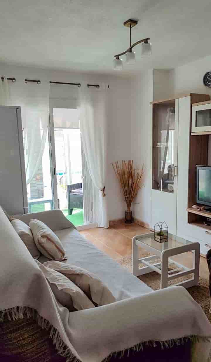 Apartamento en alquiler en Playa de los Locos