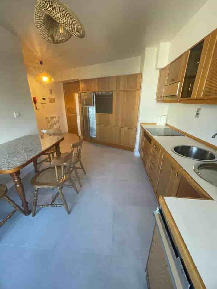 Apartment for rent in Corunna