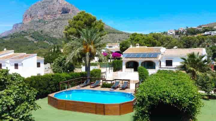 Casa in vendita a Jávea