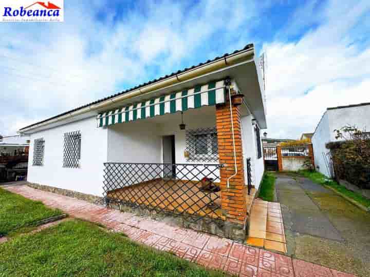 House for sale in Muñana