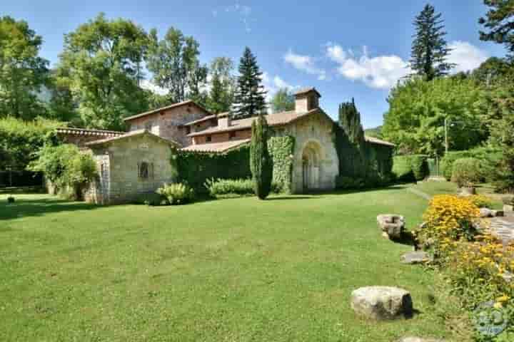 House for sale in Camprodon