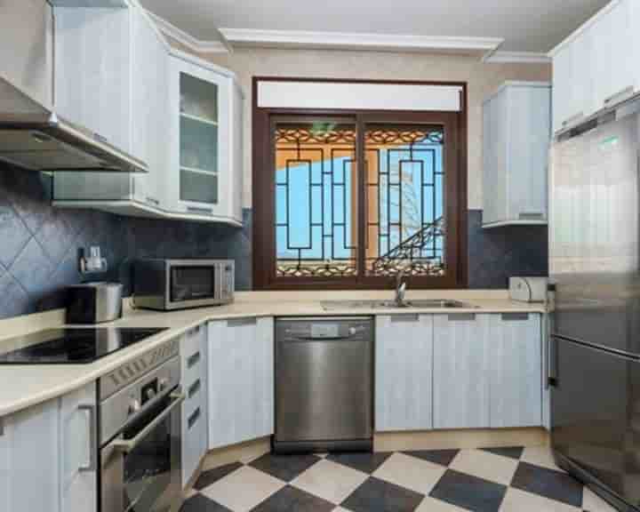 House for sale in Algorfa