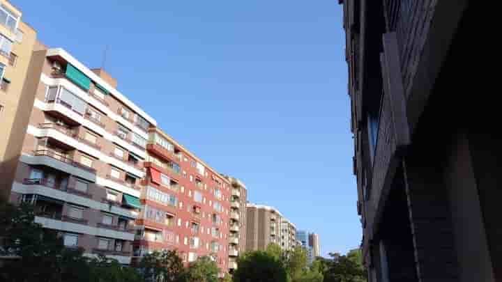 Apartment for sale in Delicias