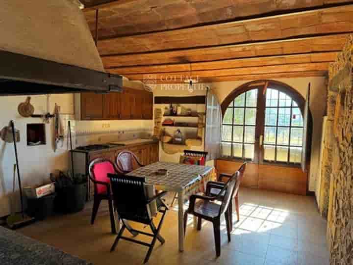 House for sale in Llagostera