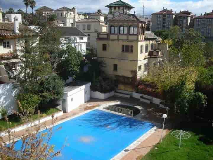 Maison à louer à Bola de Oro