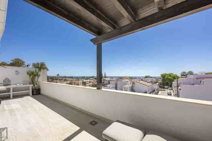 Apartamento en venta en Estepona