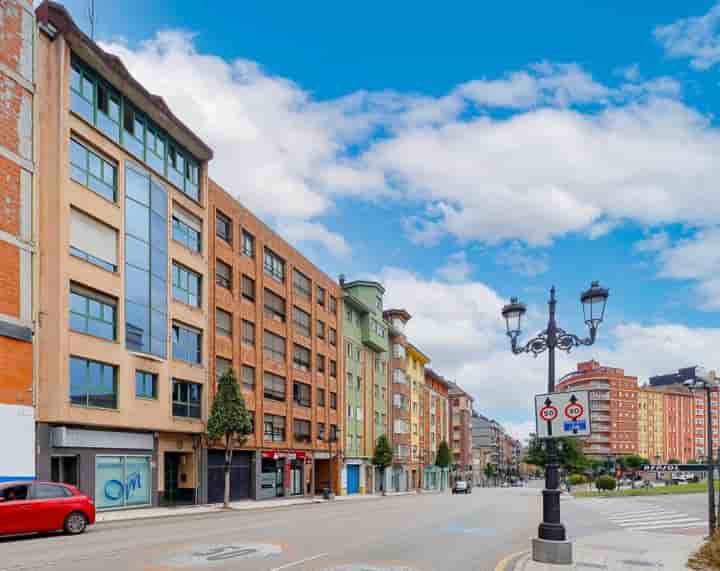 Apartamento en venta en Oviedo