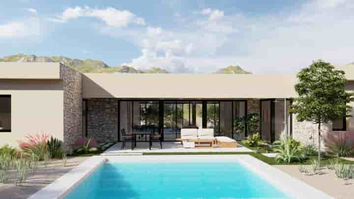 House for sale in Yecla