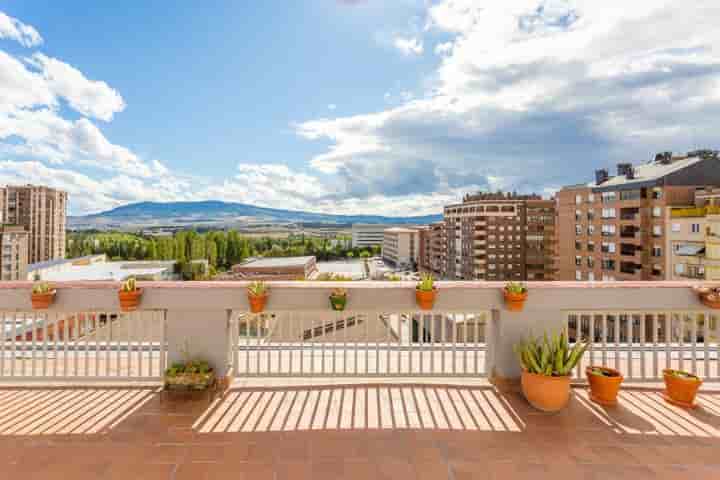 Apartamento para arrendar em Pamplona