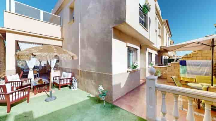 House for sale in Almayate