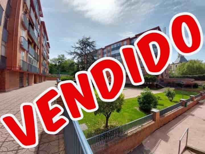 Apartment for sale in Ávila