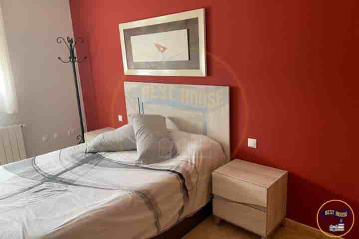 House for rent in Arcas del Villar