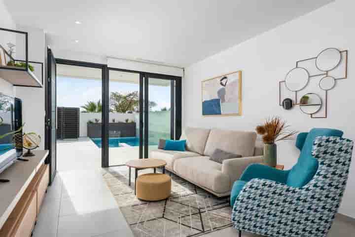 House for sale in Benijófar