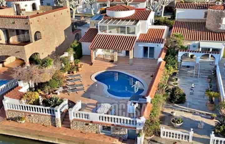 Casa en venta en Empuriabrava